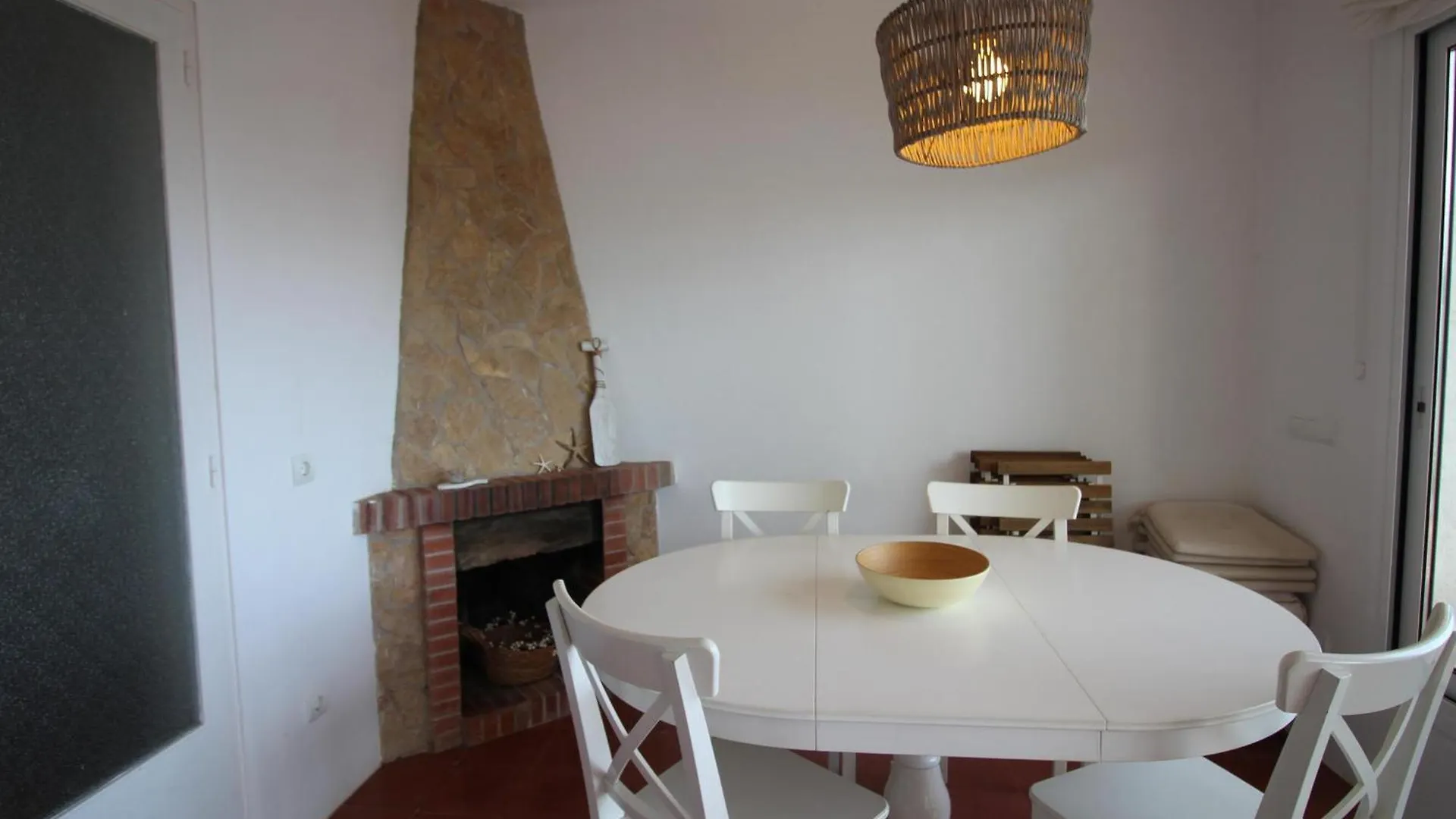 Holiday home Cap De Ras - Casa Individual Situada En Primera Linea De Mar, Con Magnificas Vistas De La Playa De Cap De Ras De Llanca - Es-228-185 Spain