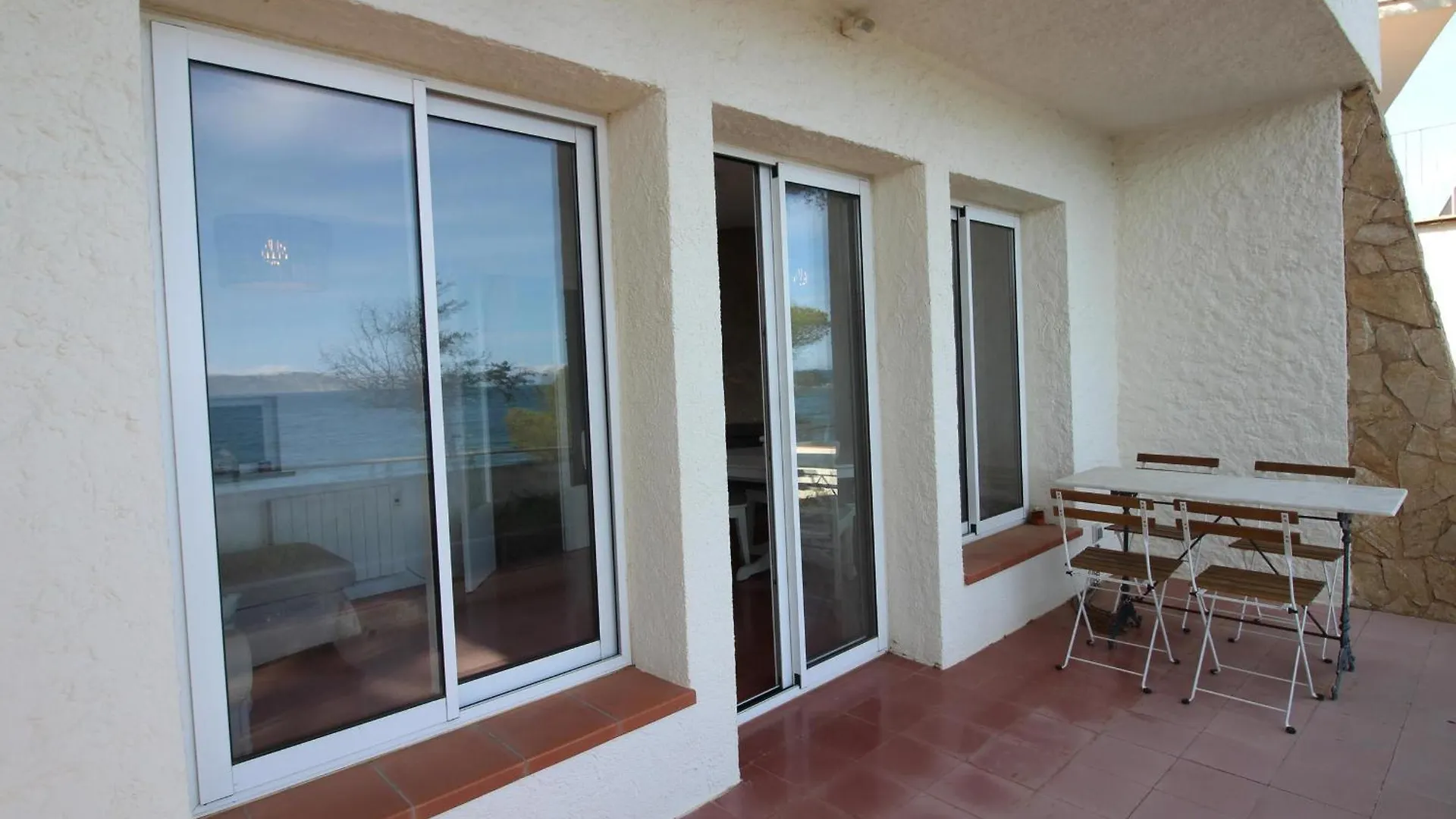 Holiday home Cap De Ras - Casa Individual Situada En Primera Linea De Mar, Con Magnificas Vistas De La Playa De Cap De Ras De Llanca - Es-228-185 Spain